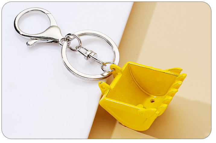 Новинка, креативный металличес – обзор и цена Heavy Equipment Key Ring